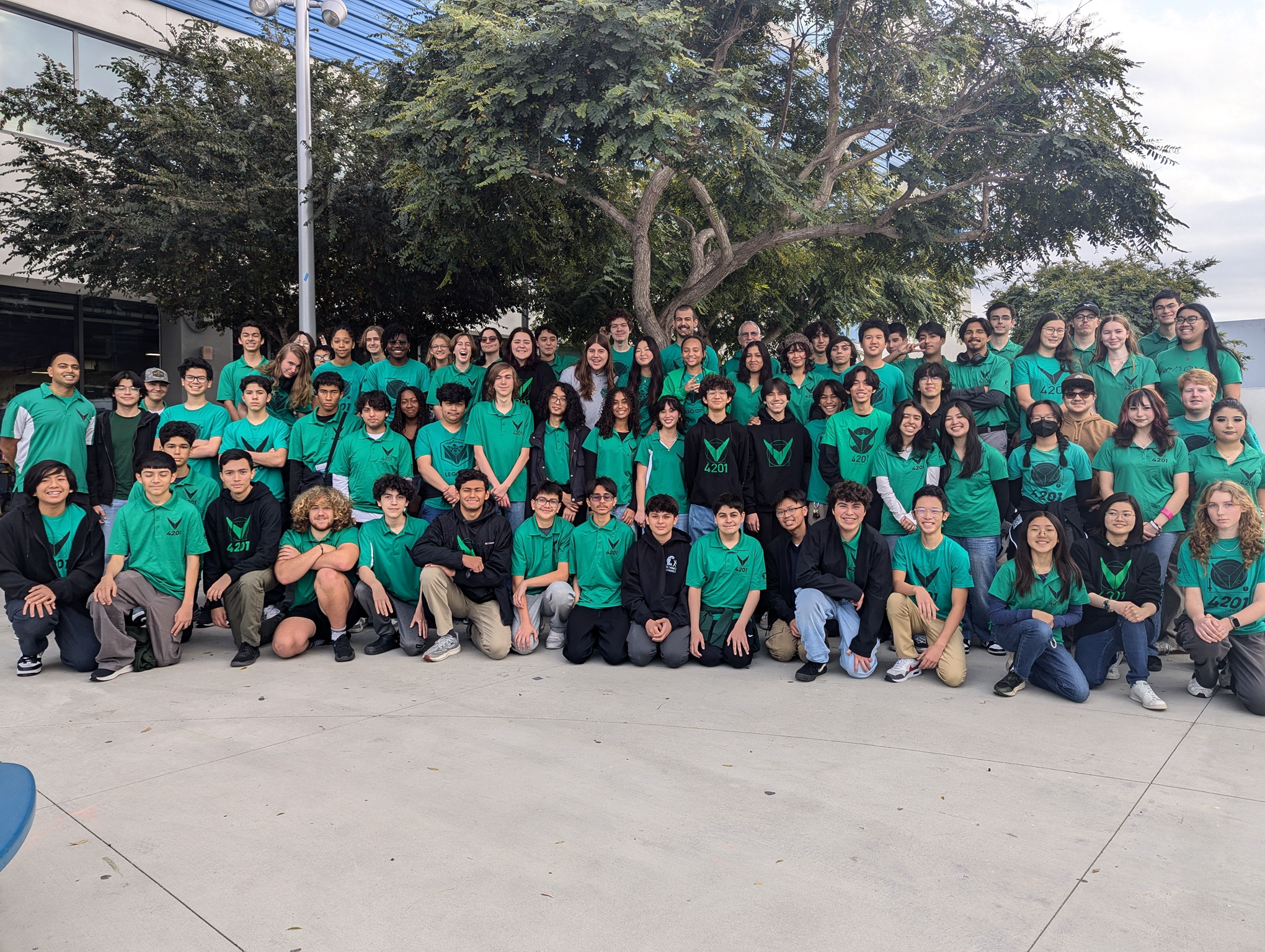 Team 4201: The Vitruvian Bots Maker Picture
