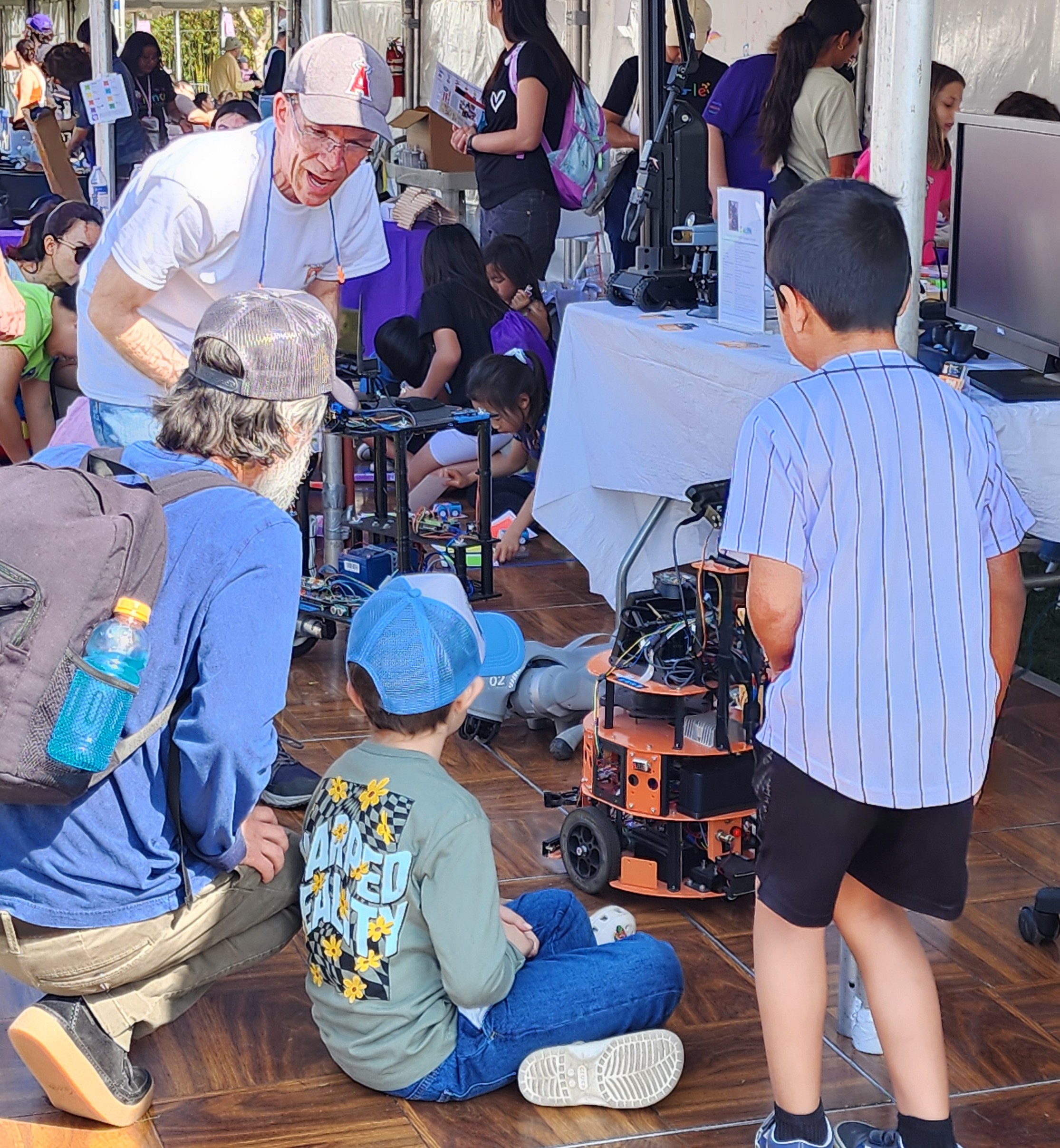 Robotics Society of Southern California (RSSC) - exhibit detail 2